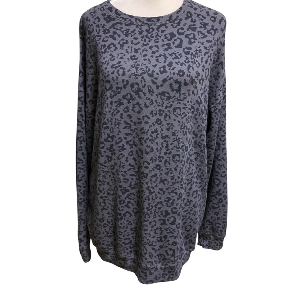Athleta Pure Luxe Leopard Print Sweatshirt Womens Size Small Oversized Soft Top - Picture 8 of 12